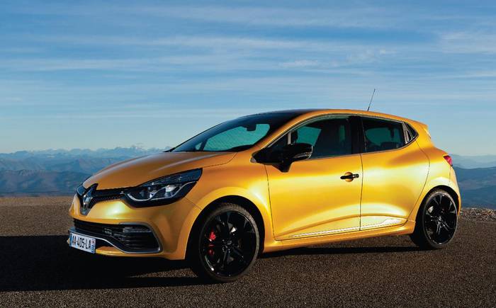 Renault Sport Clio е с доста подобрения, но нищо от това което наистина се нуждае